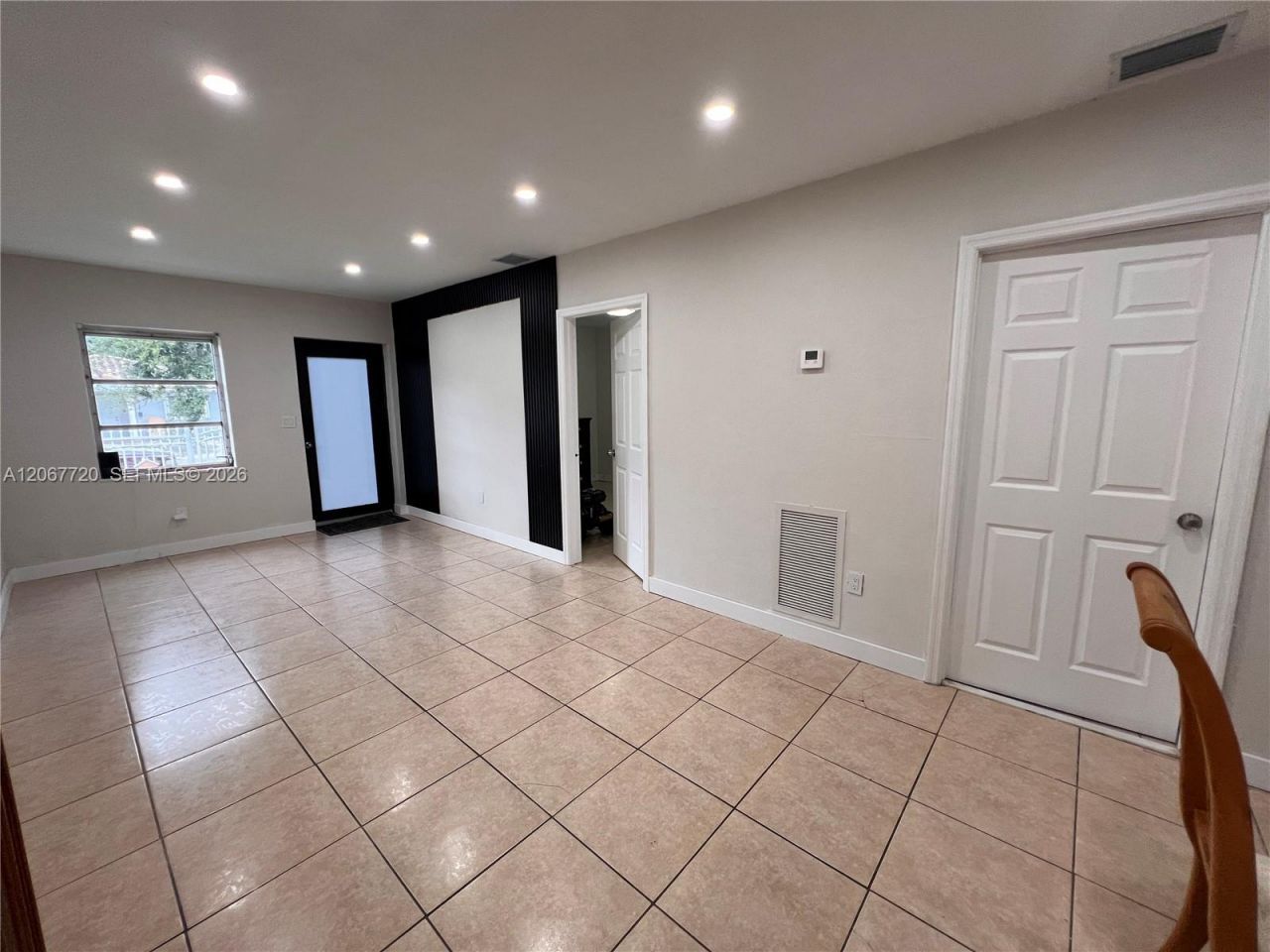 1318 NW 34th St, Miami, FL 33142 Photo