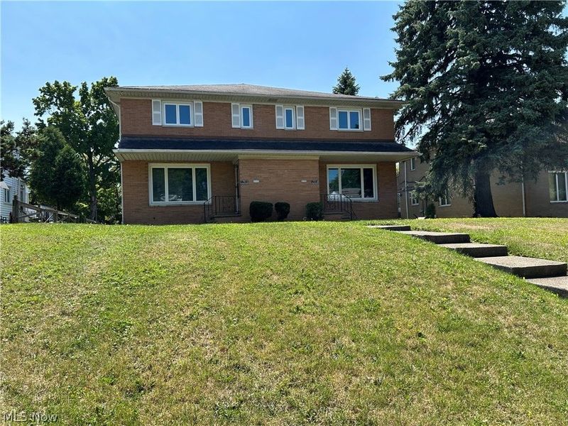 17914 Chagrin Boulevard , Shaker Heights, OH 44122 Photo 2
