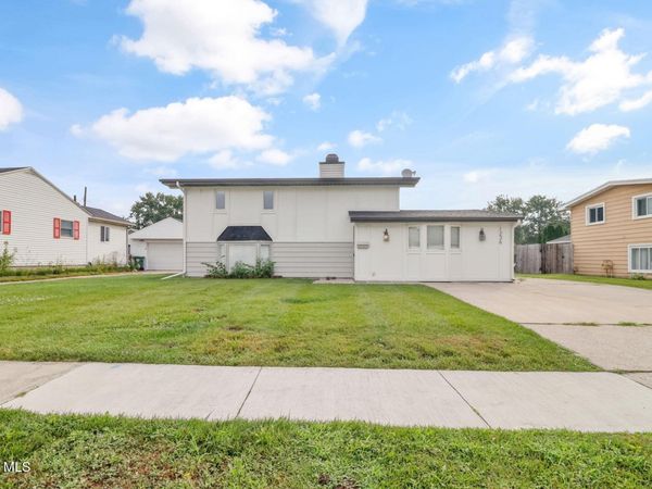 1236 Richland Street , Maumee, OH 43537