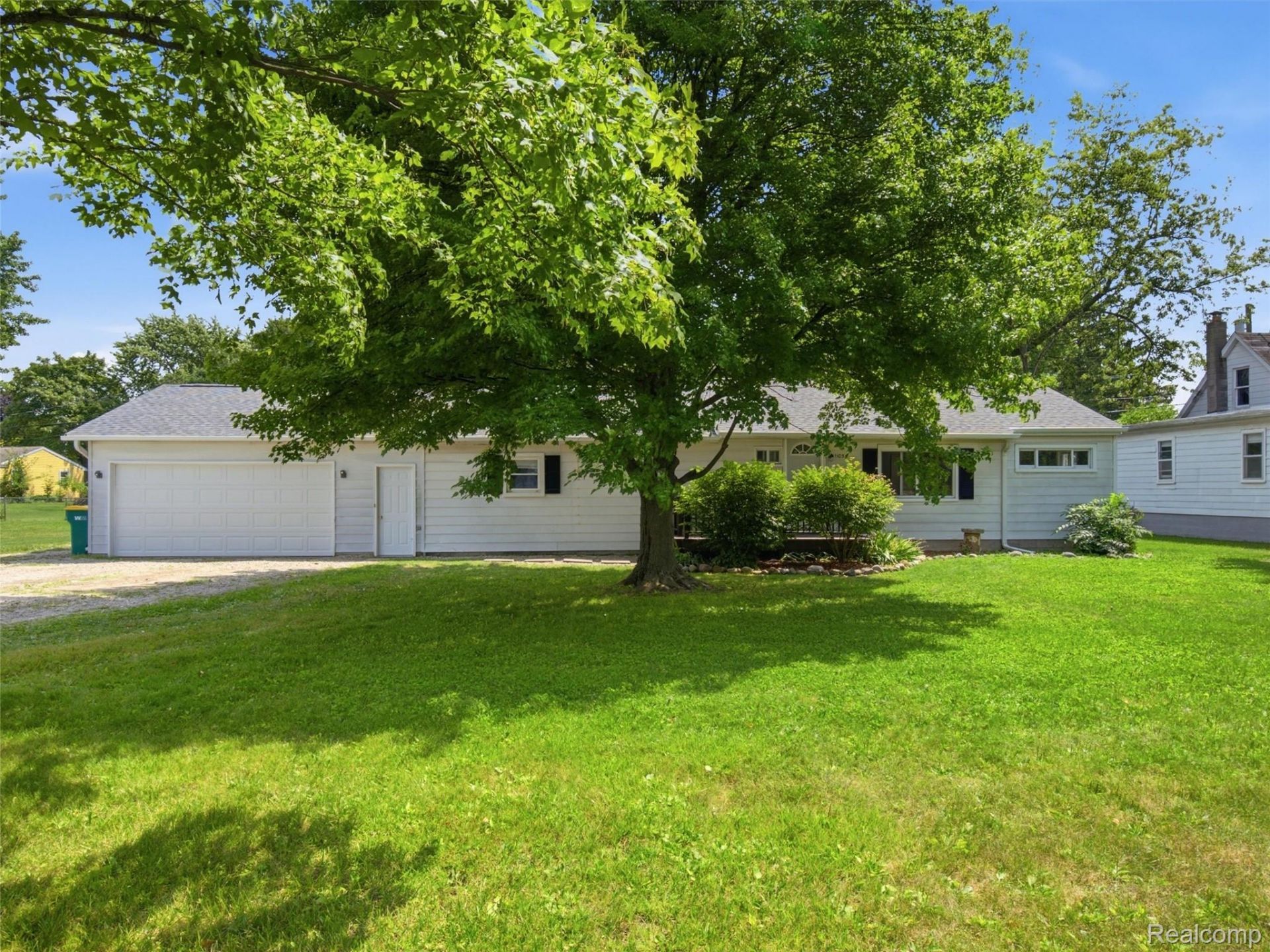 1105 Whiting Street, Saint Clair, Mi 48079 Main Photo
