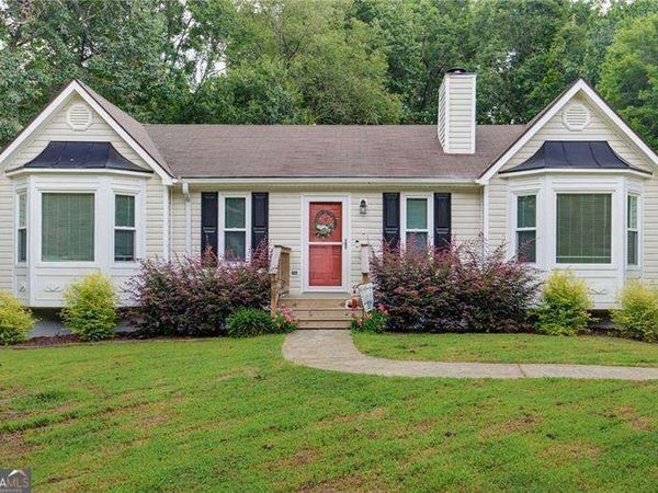 41 Camden Woods Drive NW, Cartersville, GA 30121