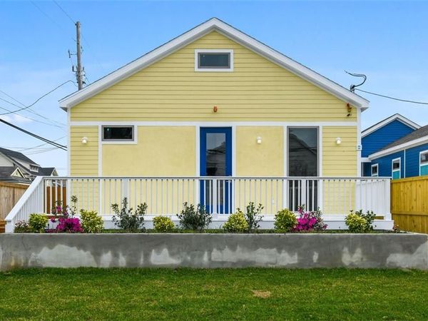 2139 COLUMBUS Street , New Orleans, LA 70119