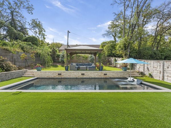 933 42nd Ave N, Nashville, TN 37209