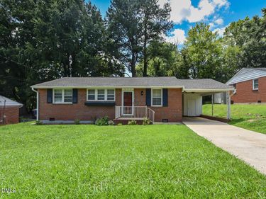 852 Hadley Road, Raleigh, NC 27610