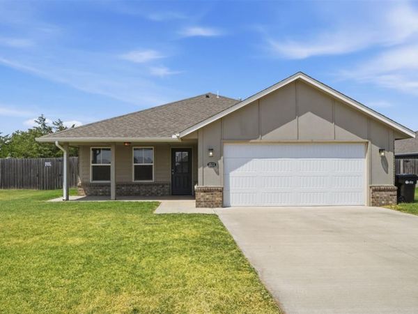 1513 Avalon Drive, Altus, OK 73521
