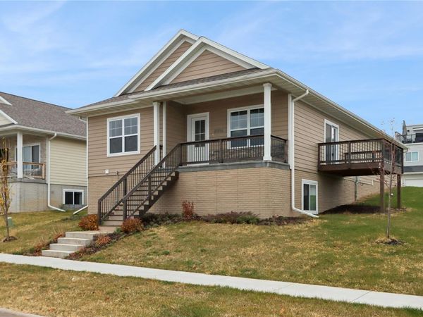 4006 Unbridled Ave , Iowa City, IA 52240