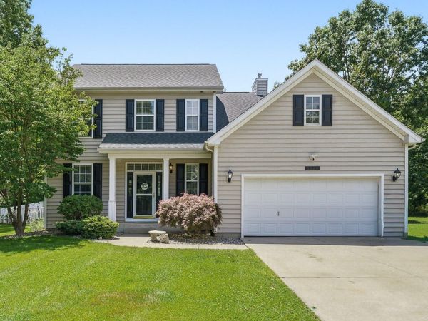 3560 Smithfield Way, Kalamazoo, MI 49009