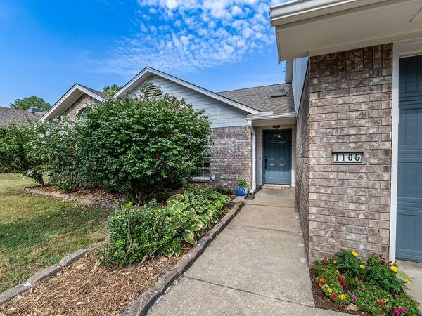 1106 N Flamingo Road , Rogers, AR 72756