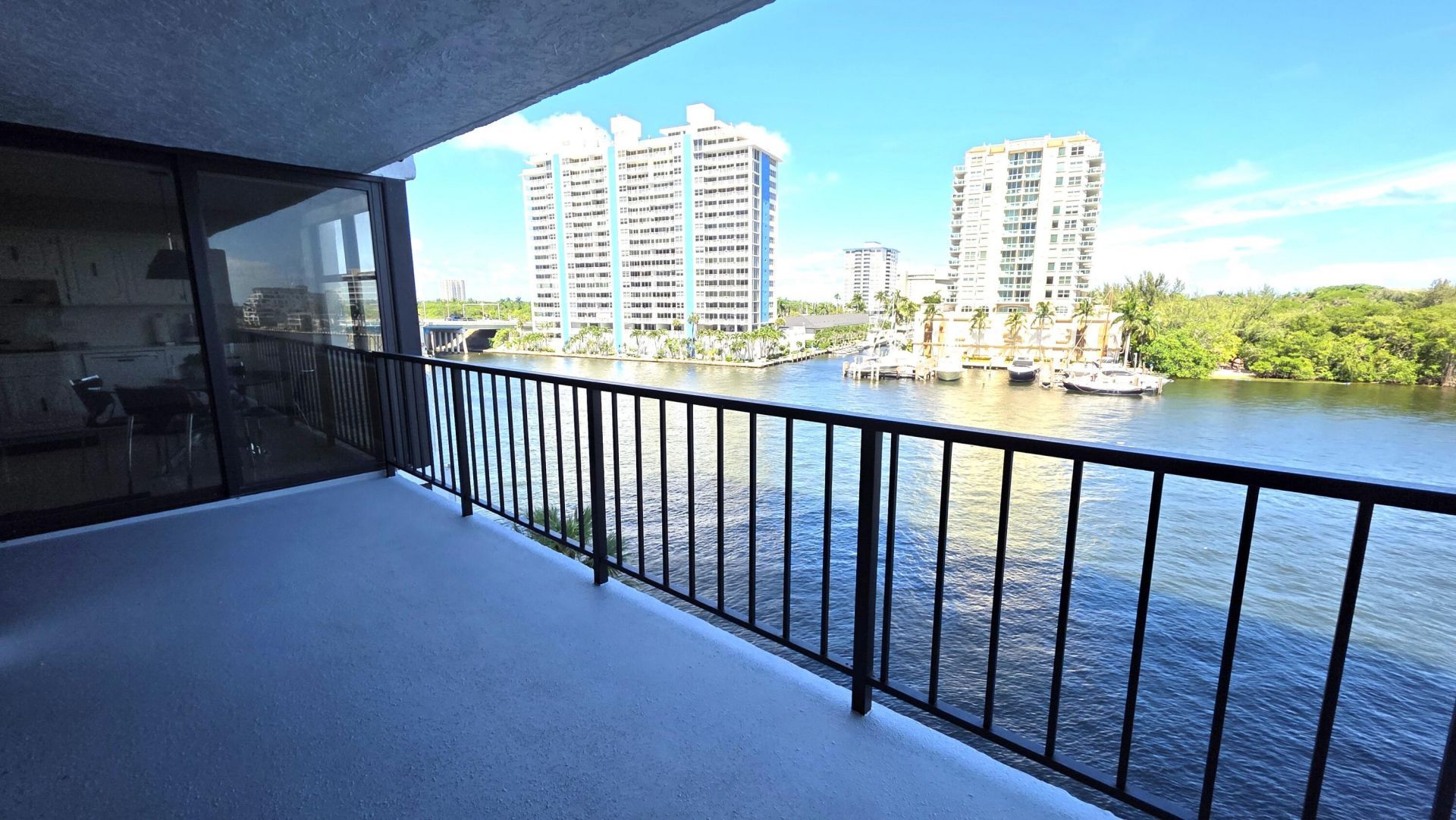 936 Intracoastal Drive, Unit 5B, Fort Lauderdale, FL 33304 Photo