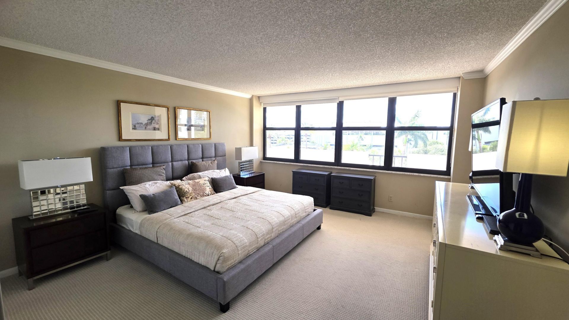 936 Intracoastal Drive, Unit 5B, Fort Lauderdale, FL 33304 Photo