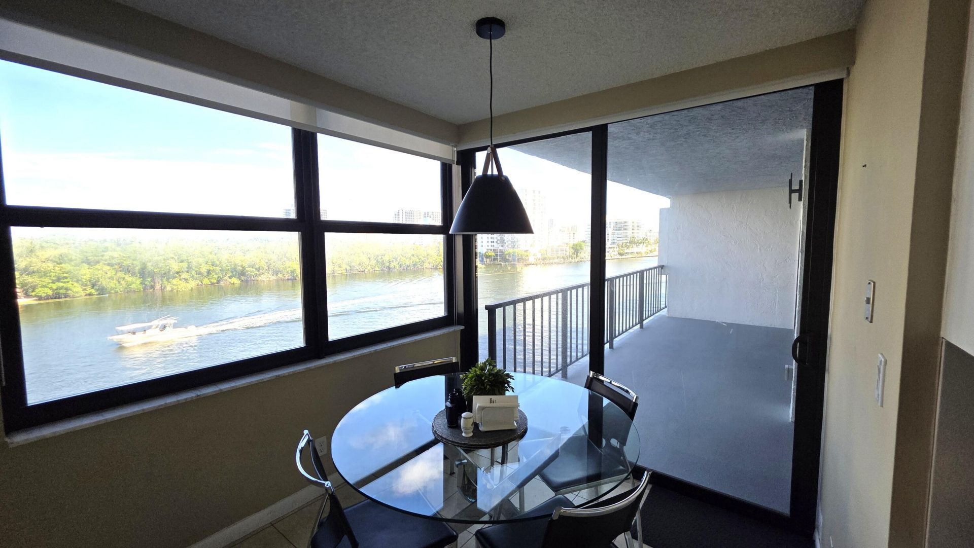 936 Intracoastal Drive, Unit 5B, Fort Lauderdale, FL 33304 Photo
