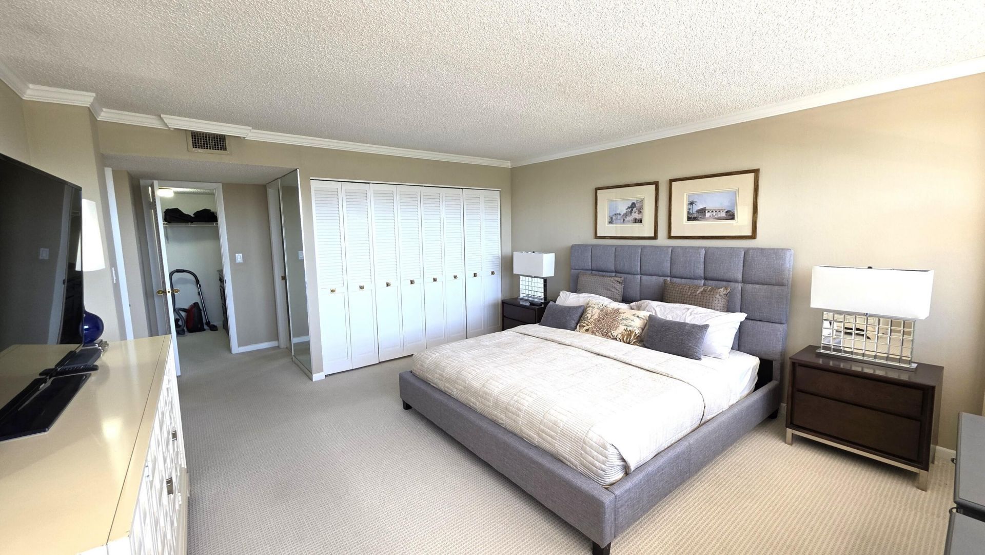 936 Intracoastal Drive, Unit 5B, Fort Lauderdale, FL 33304 Photo