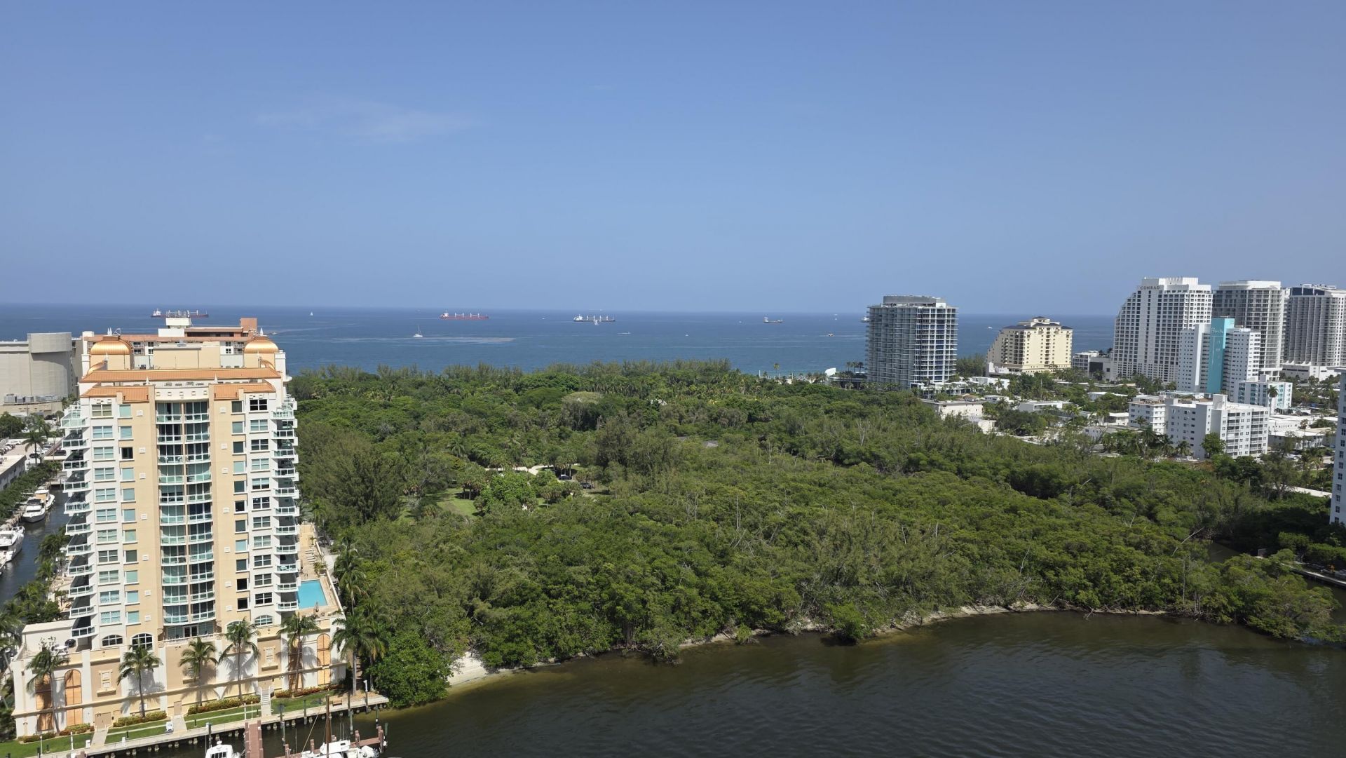 936 Intracoastal Drive, Unit 5B, Fort Lauderdale, FL 33304 Photo