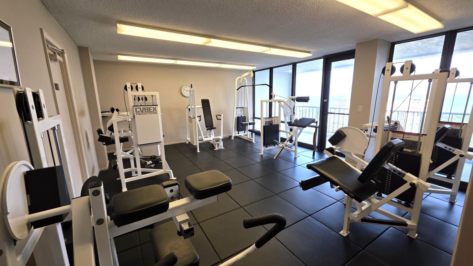 936 Intracoastal Drive, Unit 5B, Fort Lauderdale, FL 33304 Photo