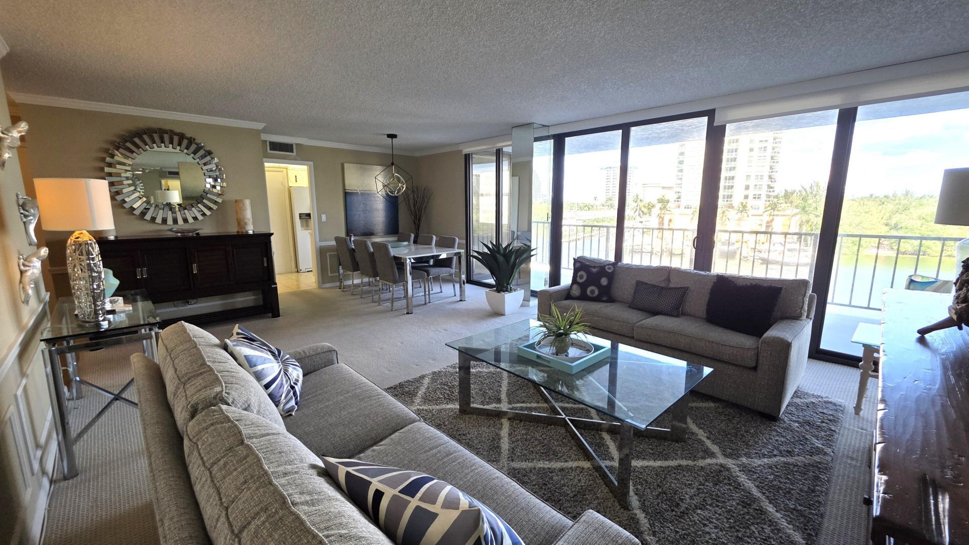 936 Intracoastal Drive, Unit 5B, Fort Lauderdale, FL 33304 Photo