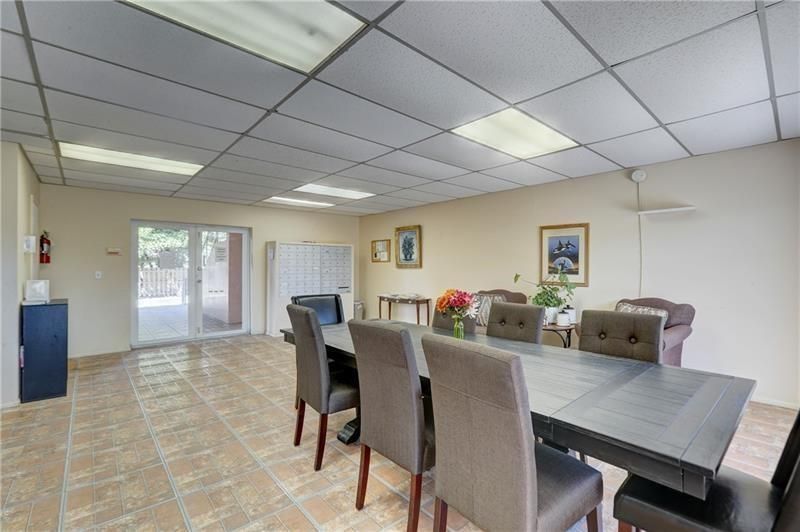 1967 S Ocean Boulevard, Unit 215-C, Lauderdale by the Sea, FL 33062 Photo