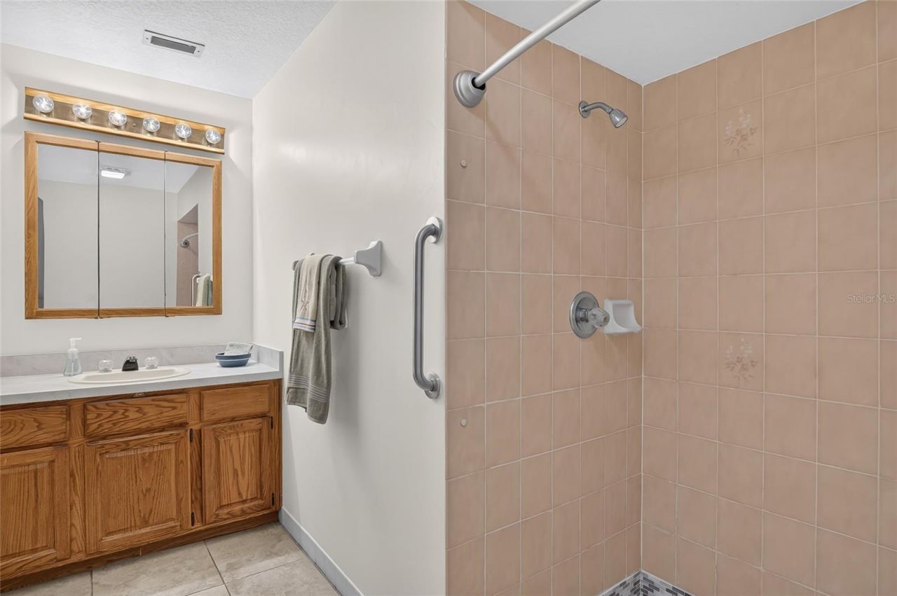 367 Castlewood Lane, New Smyrna Beach, FL 32168 Photo