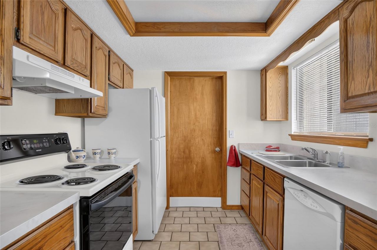 367 Castlewood Lane, New Smyrna Beach, FL 32168 Photo