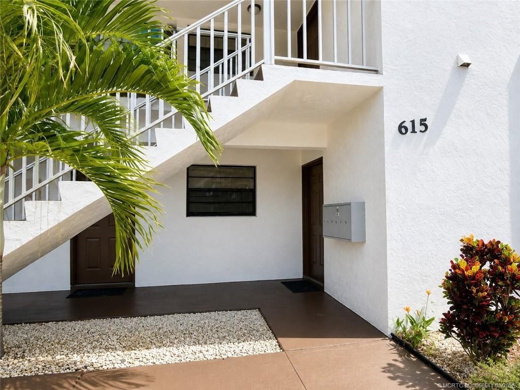 615 Oleander Street, Unit 103, Stuart, FL 34994 Photo