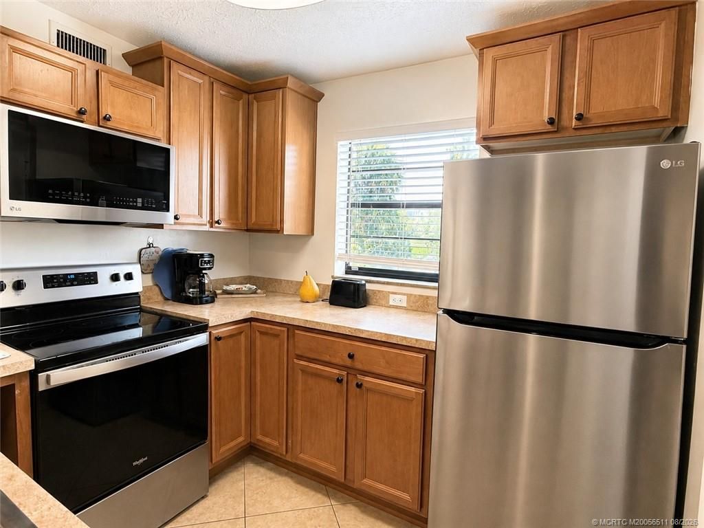 615 Oleander Street, Unit 103, Stuart, FL 34994 Photo