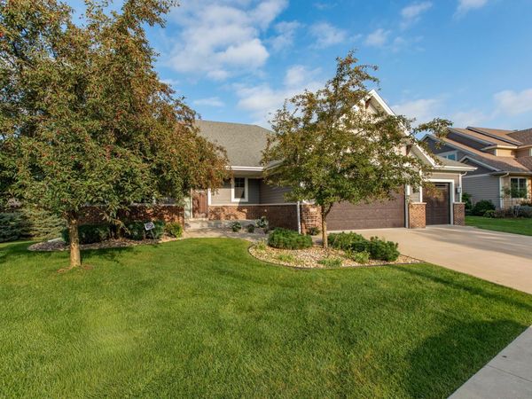 5124 Scenic Oak Drive SW, Rochester, MN 55902