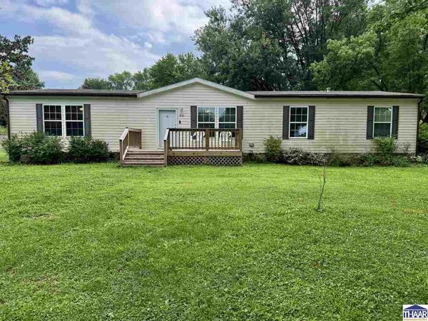 830 E Washington Street, Knightsville, IN 47857