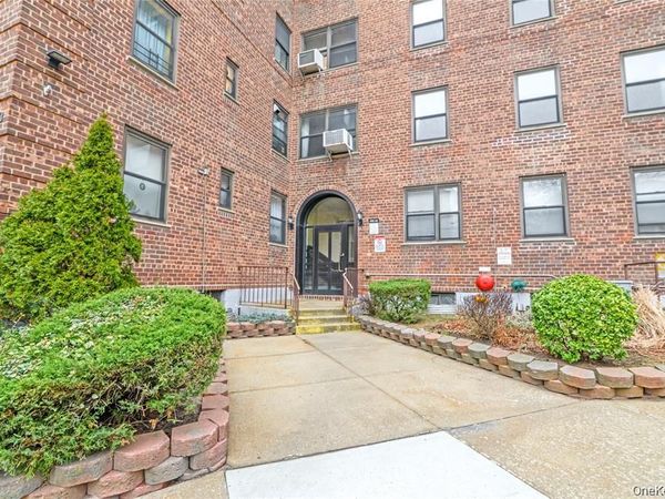 140-14 28th Road , Unit 6A, Flushing, NY 11354