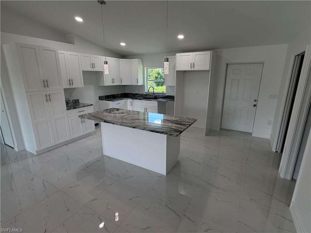 107 Concord Loop, Labelle, FL 33935 Photo