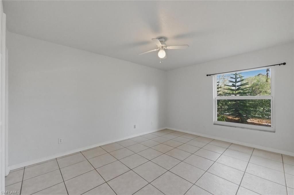 9570 Crescent Garden Dr, Unit A102, Naples, FL 34109 Photo