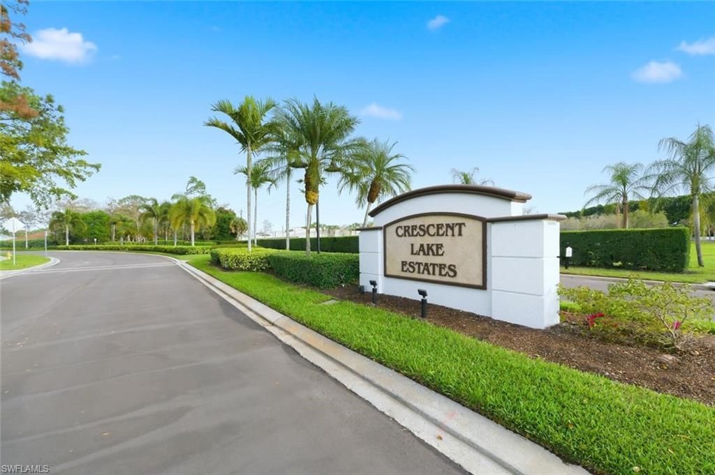 9570 Crescent Garden Dr, Unit A102, Naples, FL 34109 Photo