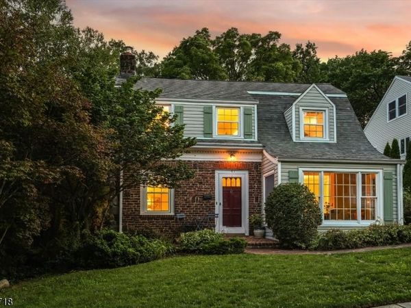 47 Fairview Ave, Glen Rock, NJ 07452