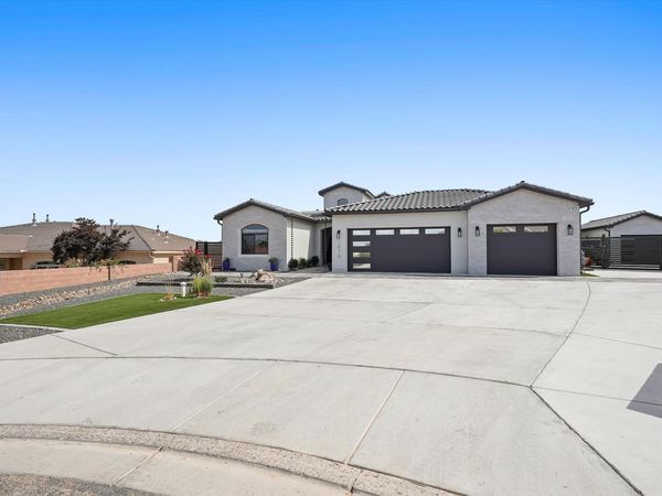1616 23rd Avenue SE, Rio Rancho, NM 87124