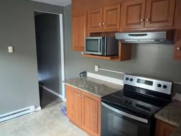 1035 N 10TH STREET , READING, PA 19604