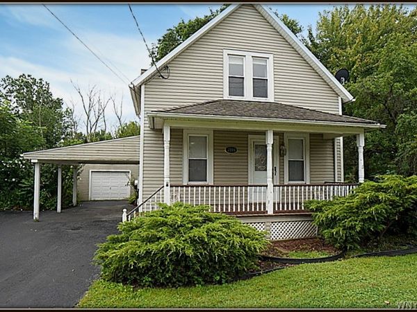 2398 Niagara Road , Niagara Falls, NY 14304