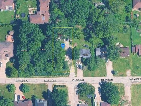 17W230 Red Oak Street , Bensenville, IL 60106