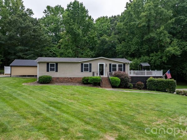 4091 Little Mountain Road , Newton, NC 28658