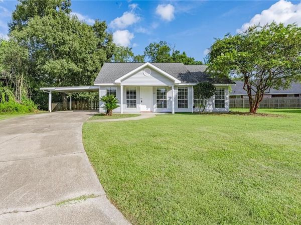 157 PARKVIEW Court , Ponchatoula, LA 70454
