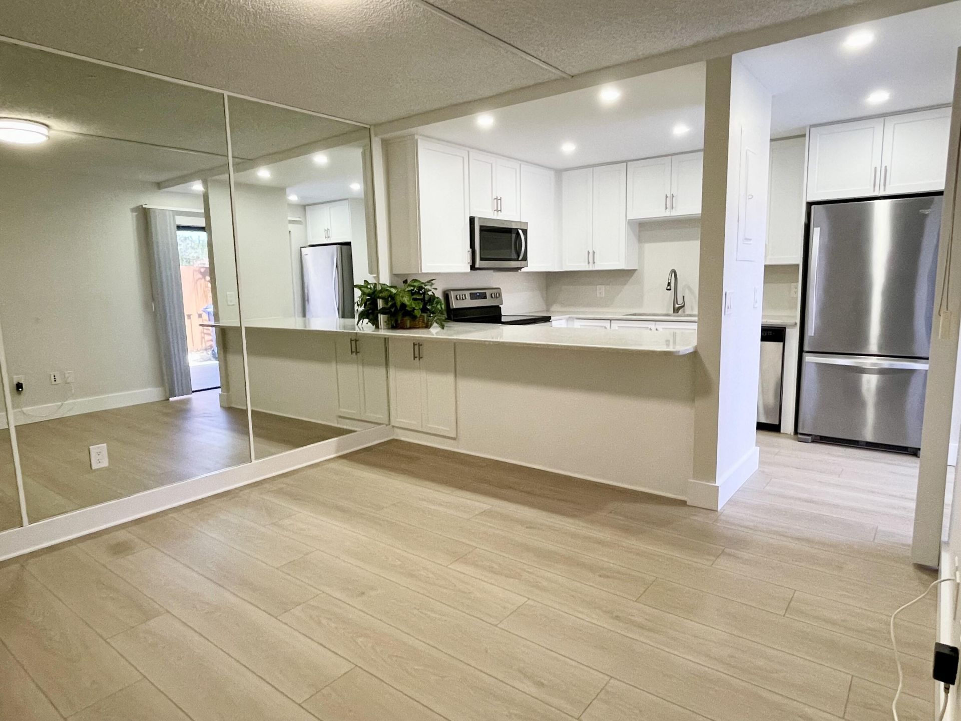 825 Center Street, Unit 8A, Jupiter, FL 33458 Photo