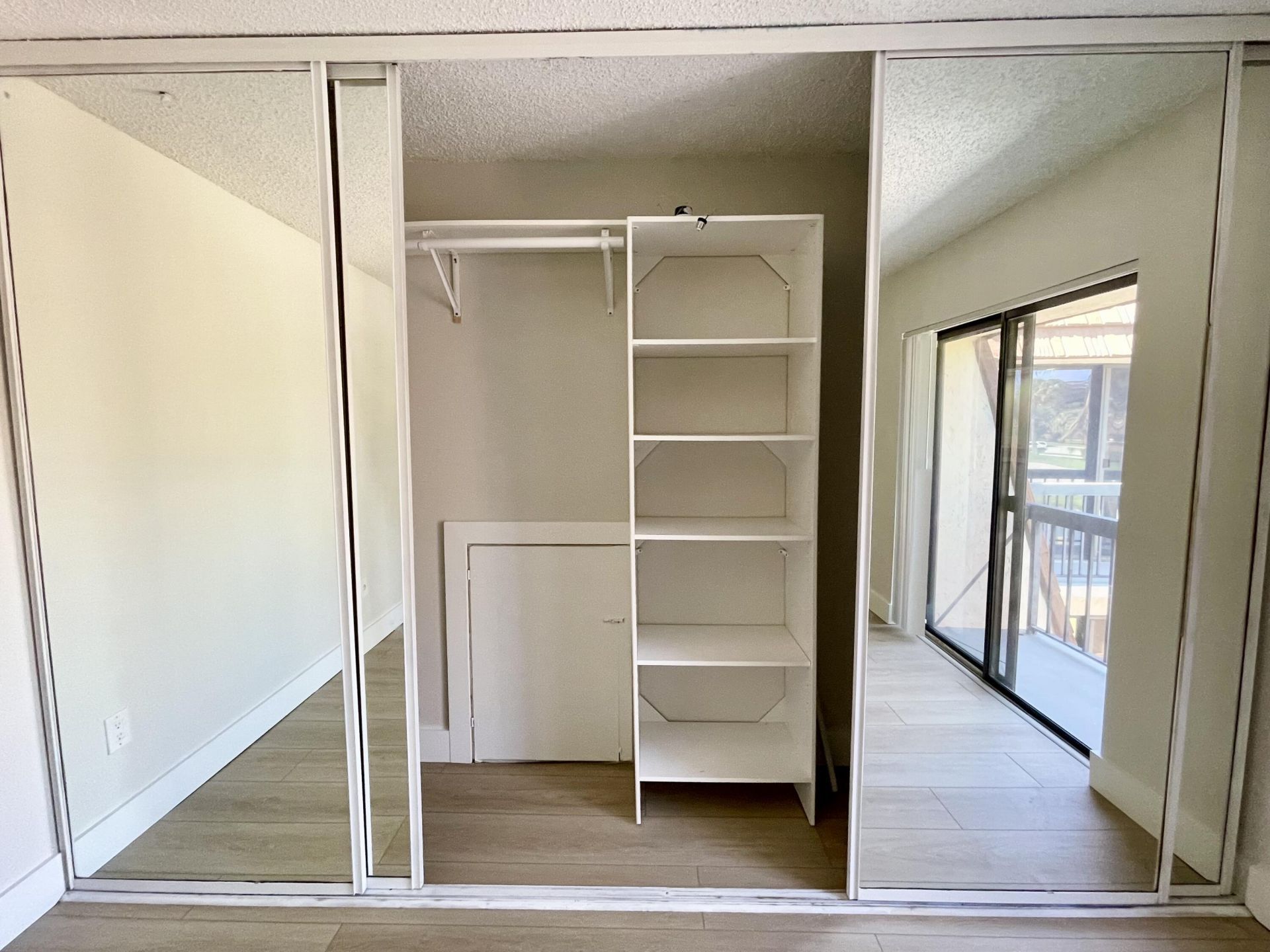 825 Center Street, Unit 8A, Jupiter, FL 33458 Photo