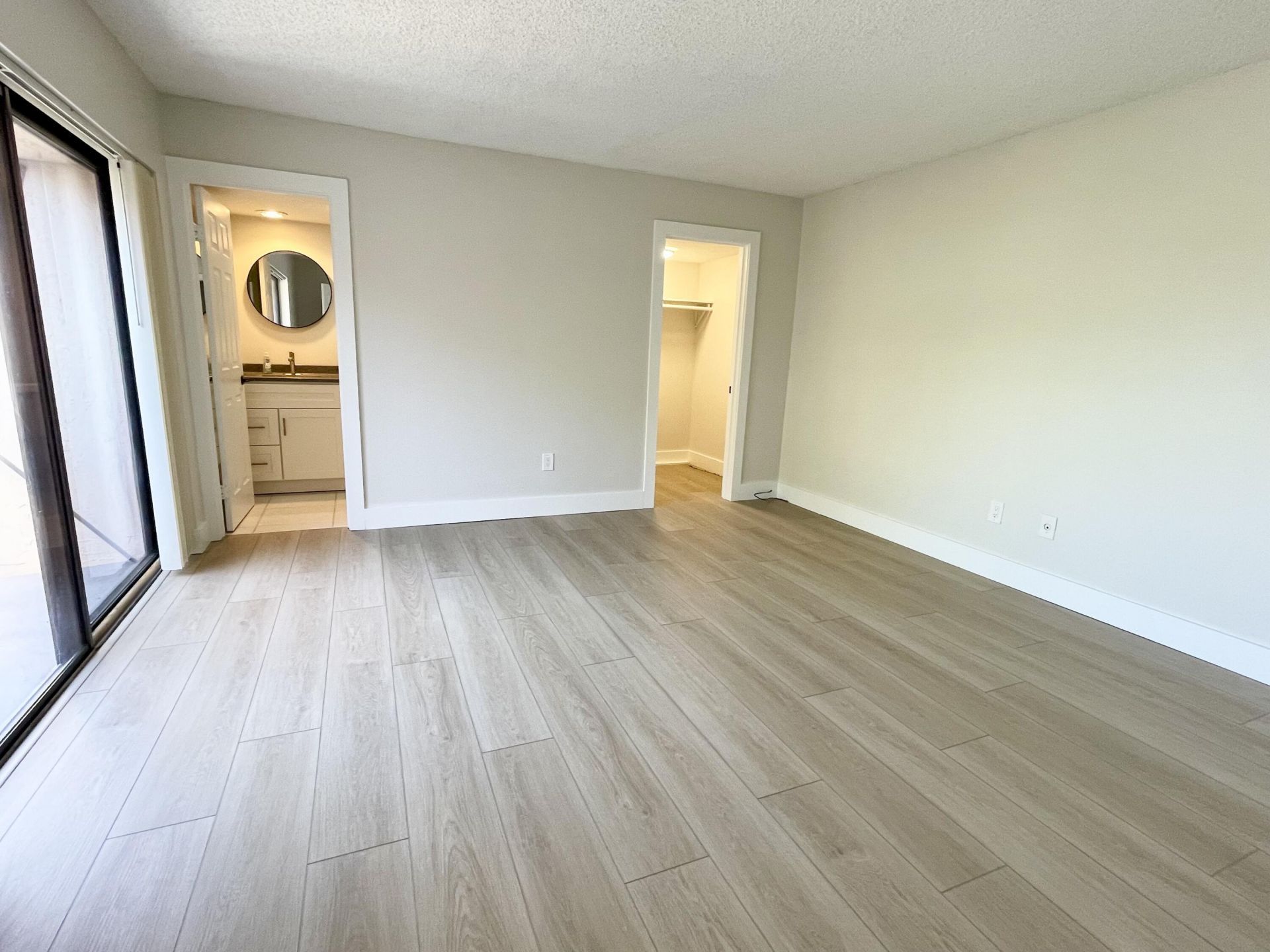 825 Center Street, Unit 8A, Jupiter, FL 33458 Photo