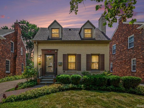 473 Calvin Avenue, Grosse Pointe Farms, Mi 48236