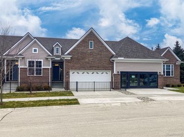 9924 Crossview Trail , Unit 188, Hartland Township, Mi 48855