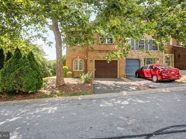 1251 LINDSAY LANE , HAGERSTOWN, MD 21742