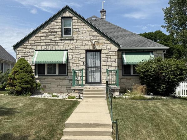 3859 N 55th STREET, Milwaukee, WI 53216