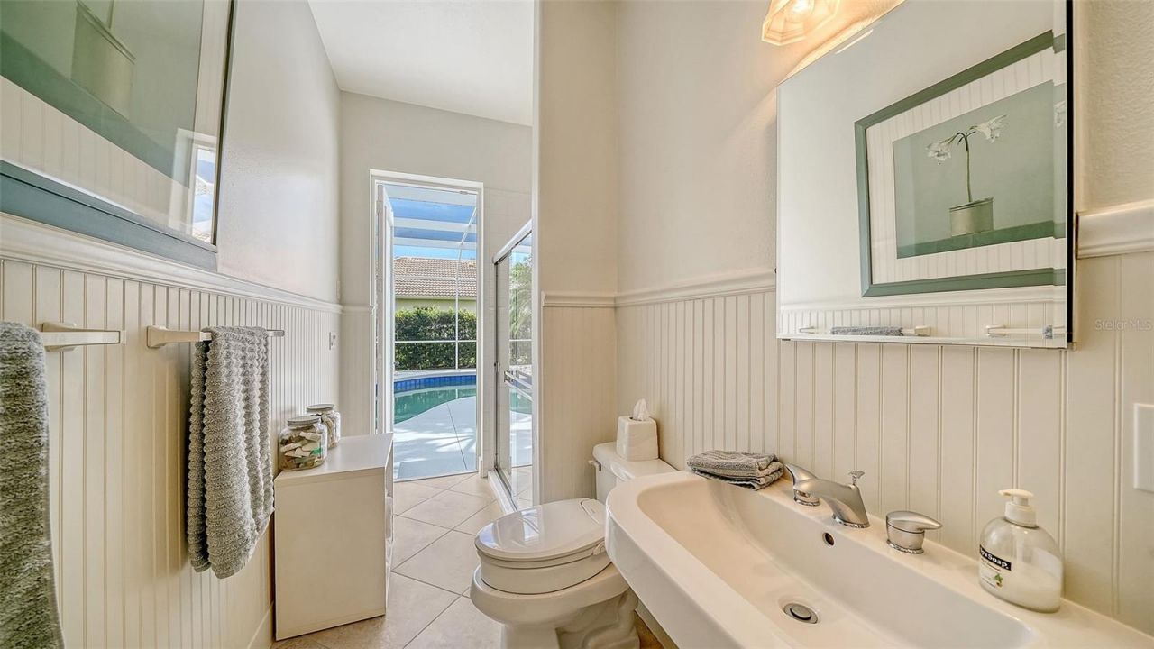 5325 Anthony Lane, Sarasota, FL 34233 Photo