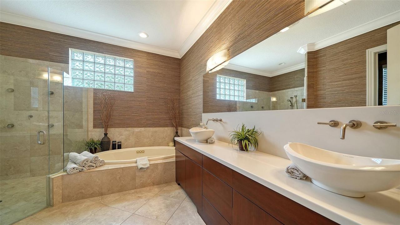 5325 Anthony Lane, Sarasota, FL 34233 Photo