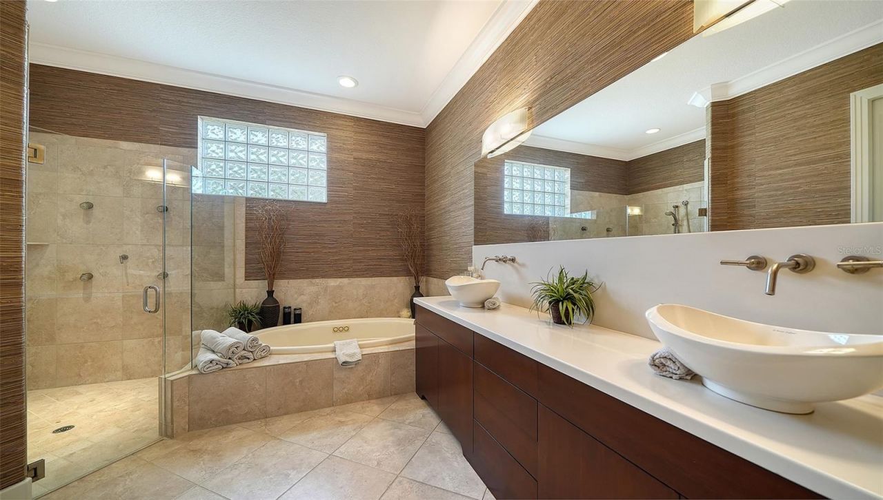 5325 Anthony Lane, Sarasota, FL 34233 Photo