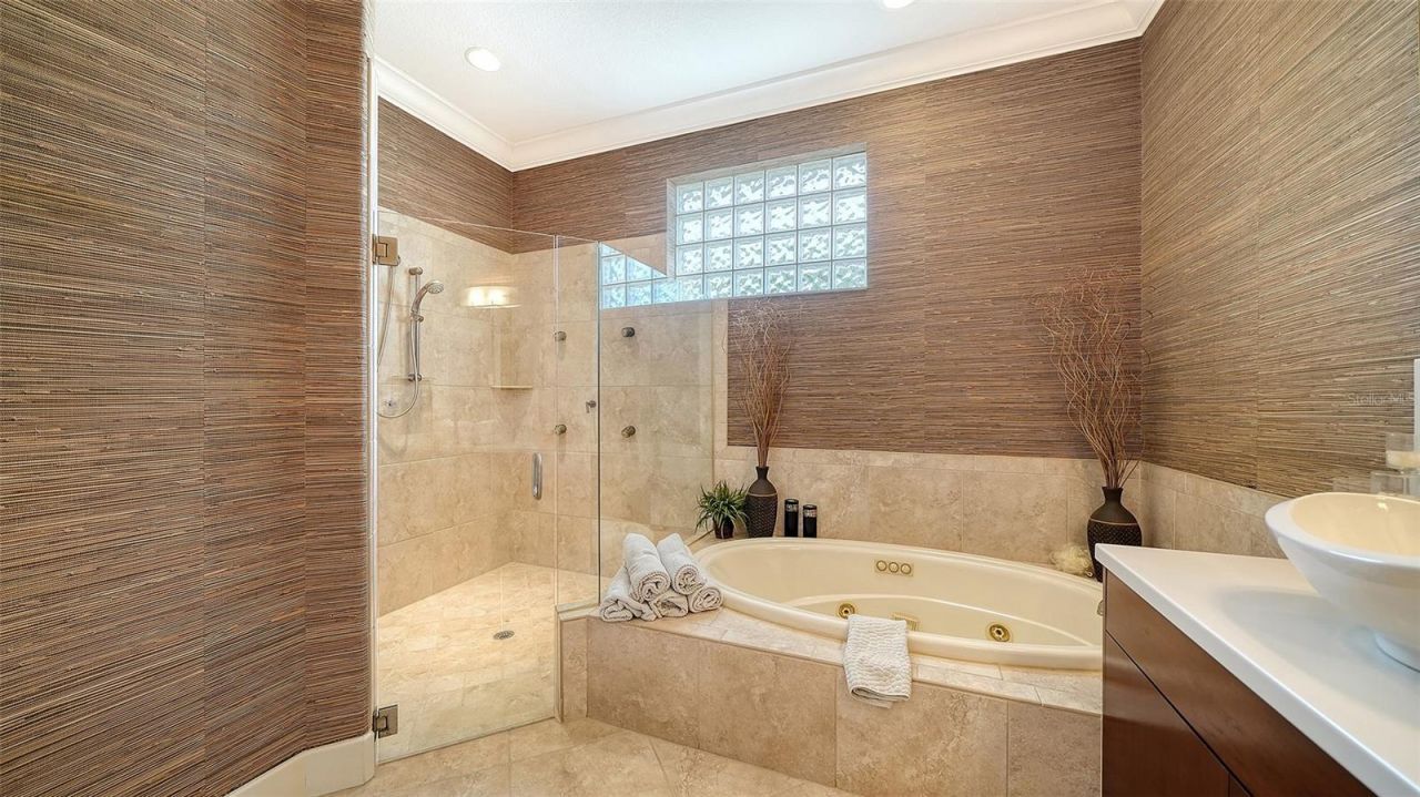 5325 Anthony Lane, Sarasota, FL 34233 Photo