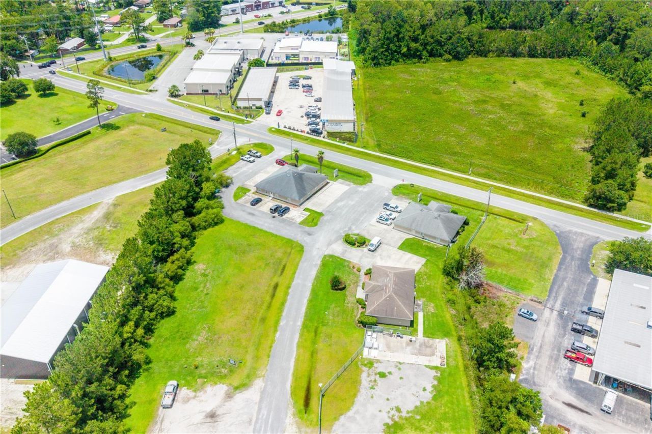 853 SW Sisters Welcome Road, Lake City, FL 32025 Photo