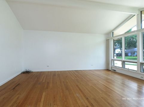 Main Photo